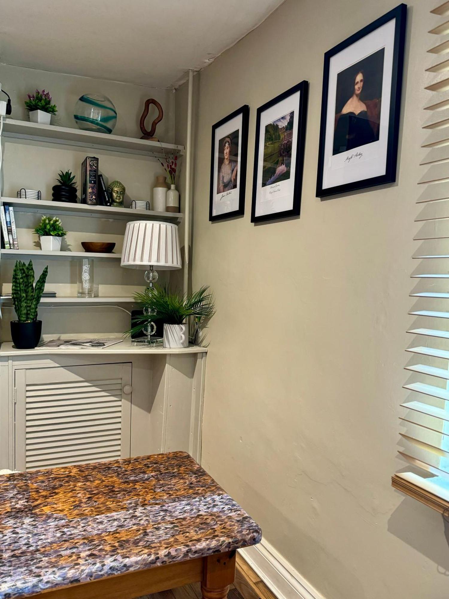 Beautiful Townhouse Next To Royal Victoria Park And Botanical Gardens Within Easy Walking Distance To Bath City Centre מראה חיצוני תמונה